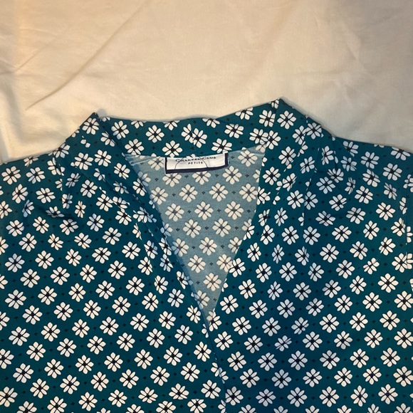 Charter club petite blue long sleeve top with floral print size medium - Picture 4 of 6